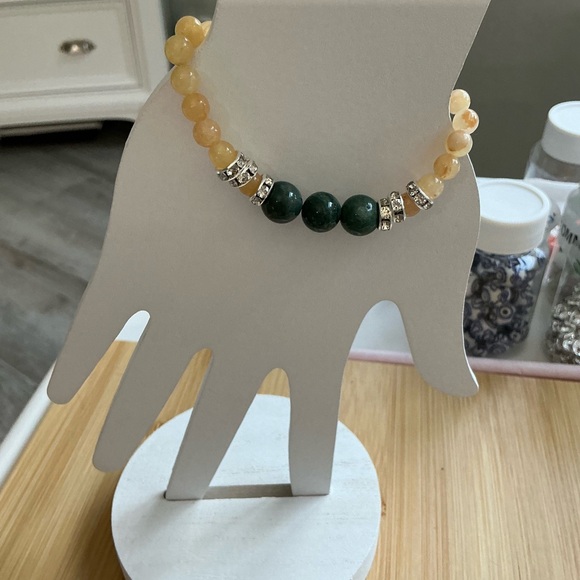 Yellow Jade and Moss Agate Bracelet - Picture 3 of 3